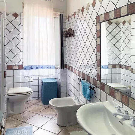 Residenza Estiva Con Giardino Vista Mare Santa Lucia Iun T7288 *