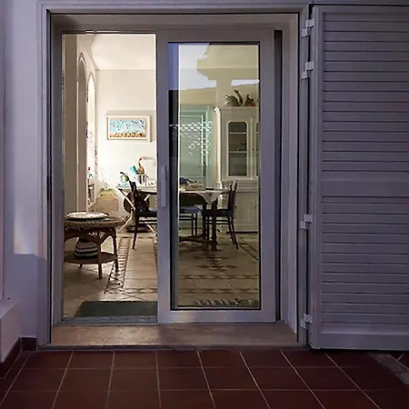 Villa Residenza Estiva Con Giardino Vista Mare Iun T7288