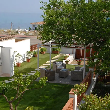 Residenza Estiva Con Giardino Vista Mare