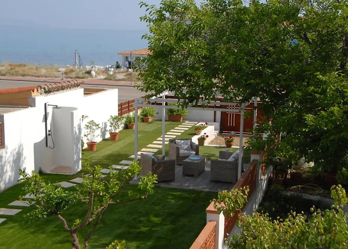 Residenza Estiva Con Giardino Vista Mare